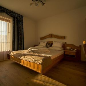 Standard Zimmer mit Kingsize-Bett